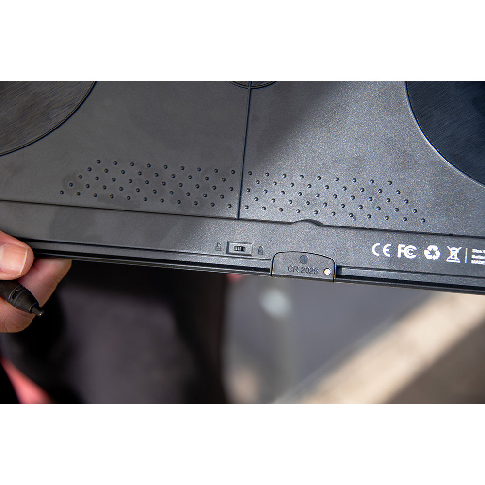 Ink-Free Tactic Board