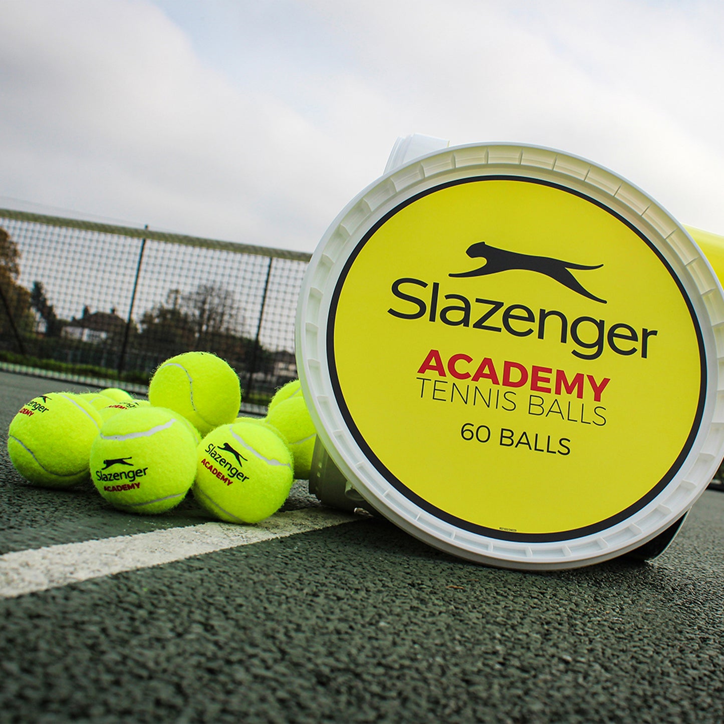 Slazenger Academy Trainer Bucket (60 Balls)