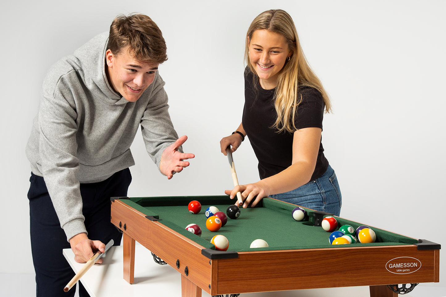 Gamesson 3ft Pool Table Top Game