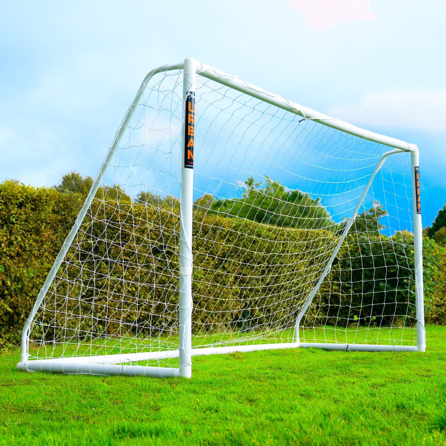 Football Flick Urban Match Goal