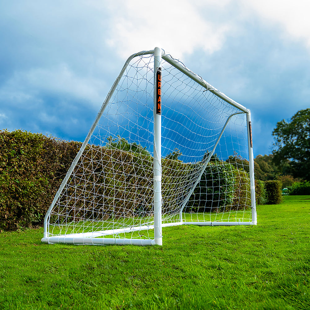 Football Flick Urban Match Goal