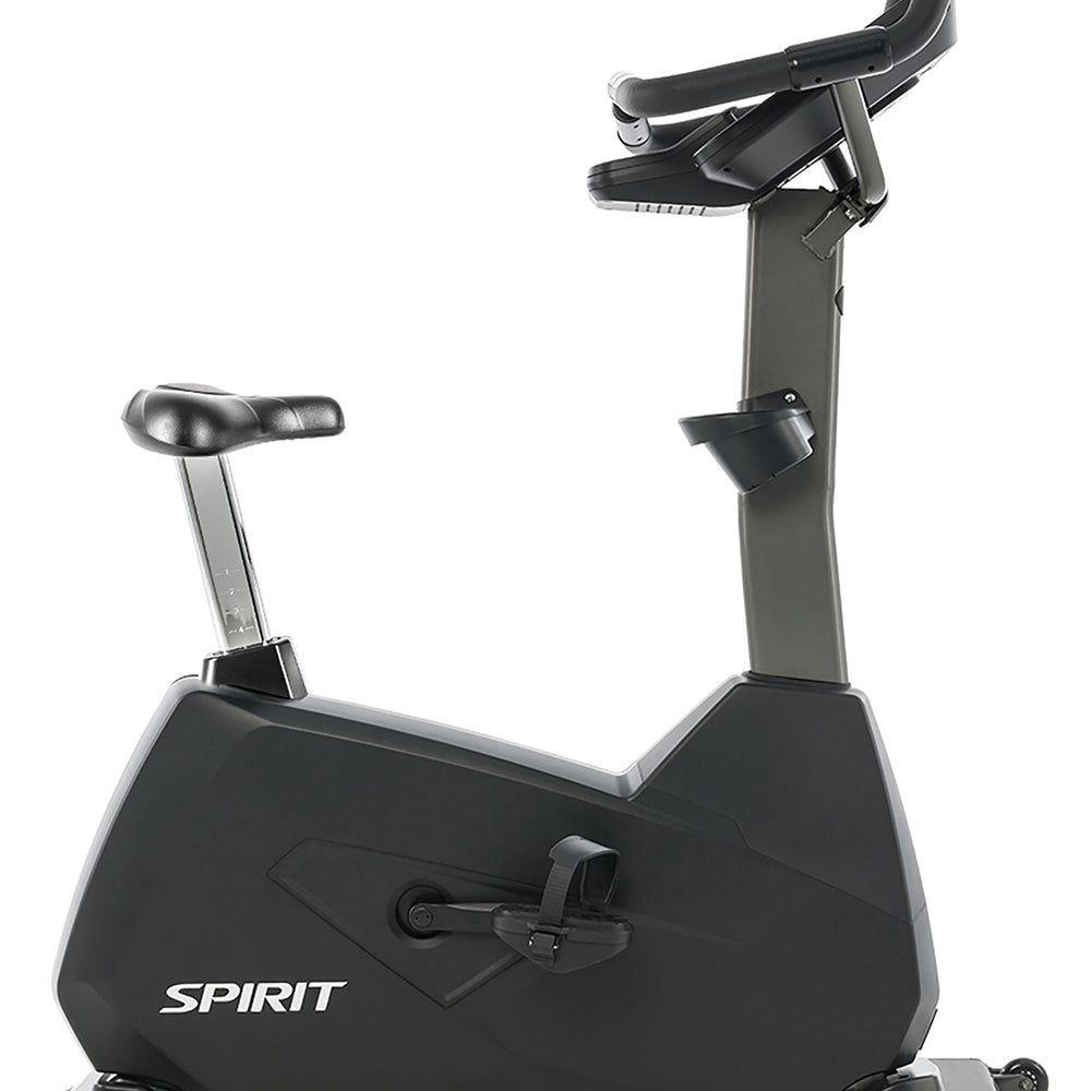 CU800+ Upright Cycle