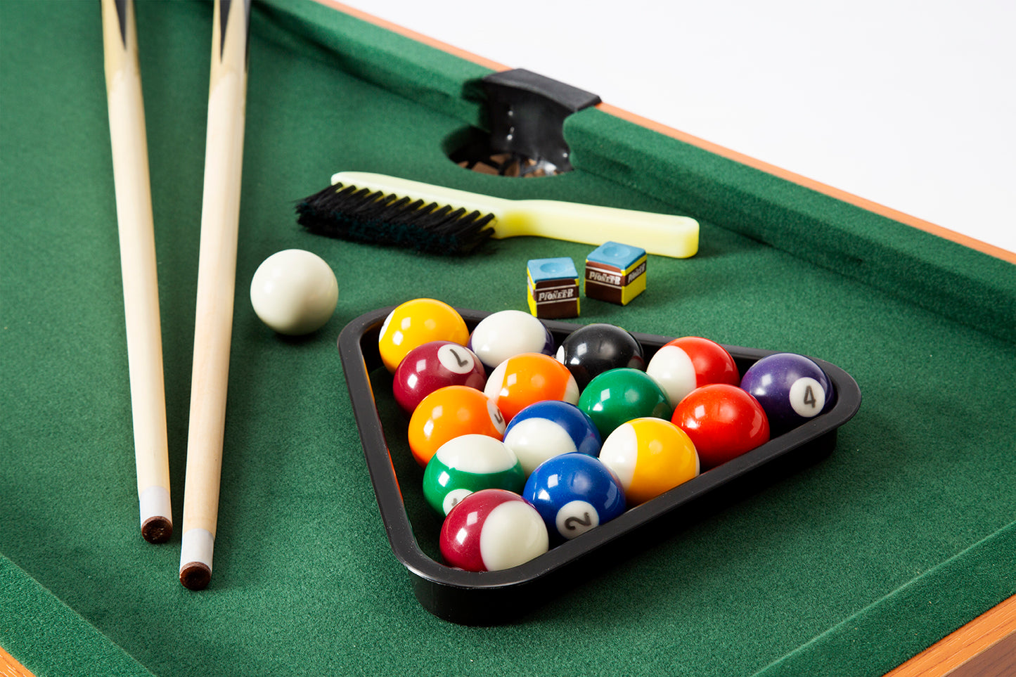 Gamesson 3ft Pool Table Top Game