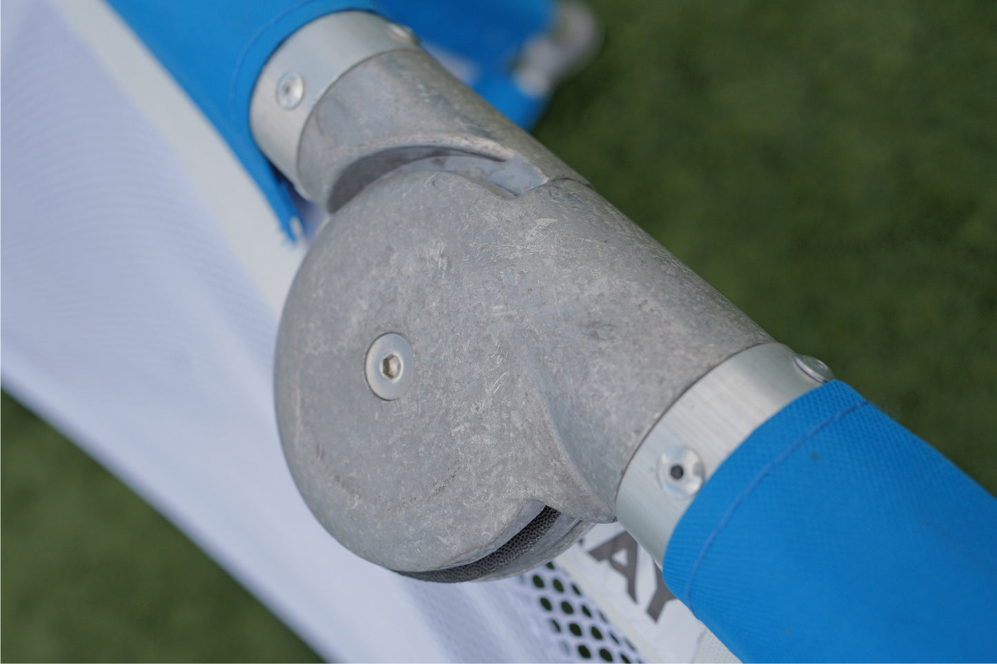 Samba 4' x 2' 5" Aluminium Folding Football Goal 3v3