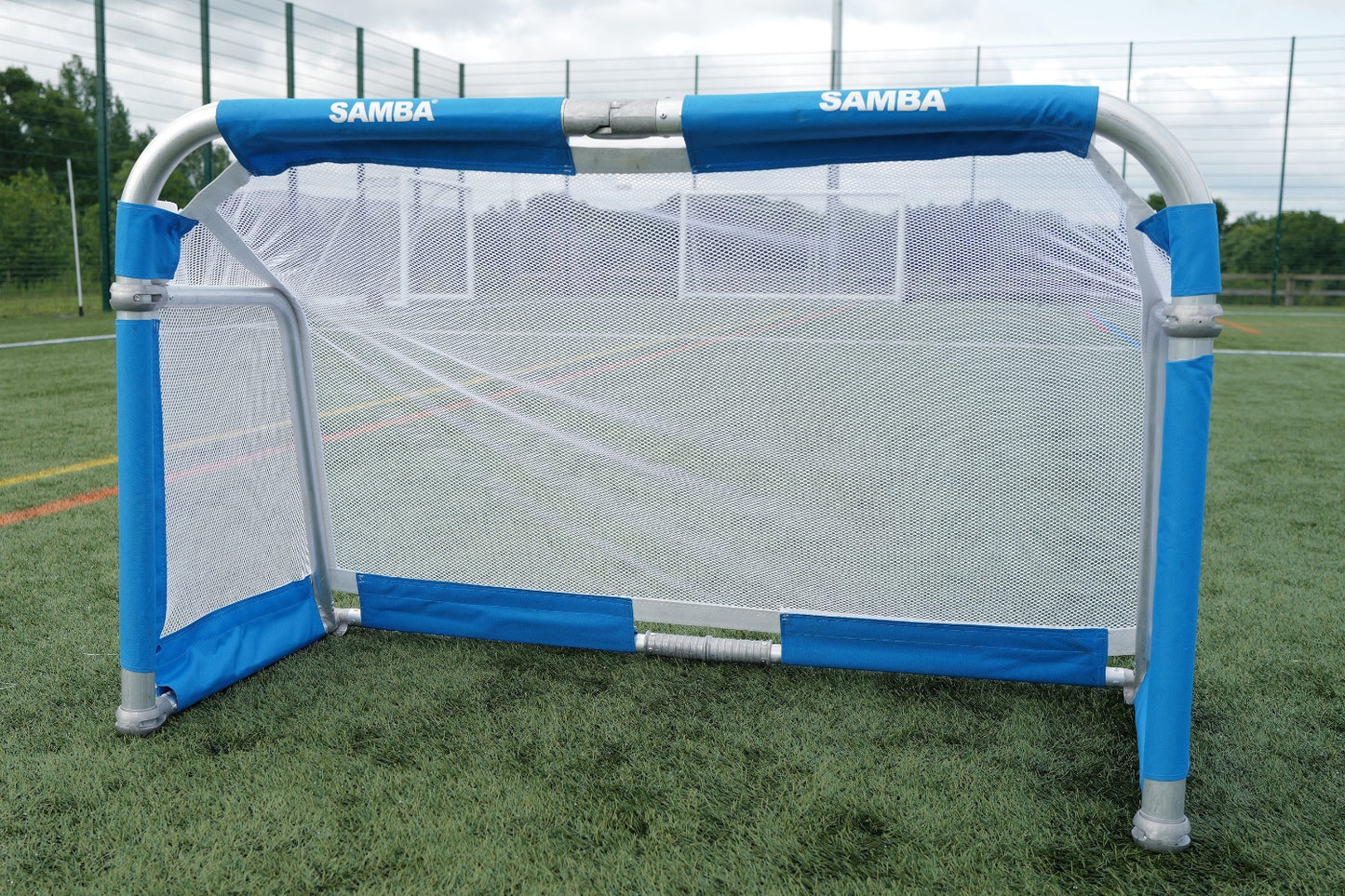 Samba 4' x 2' 5" Aluminium Folding Football Goal 3v3